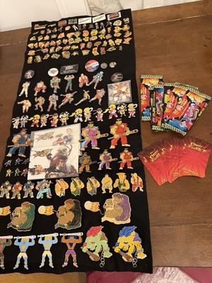 Huge Metal Pinback Lot 128 Vintage Rare Street Fighter Pins Cap-com Capcom