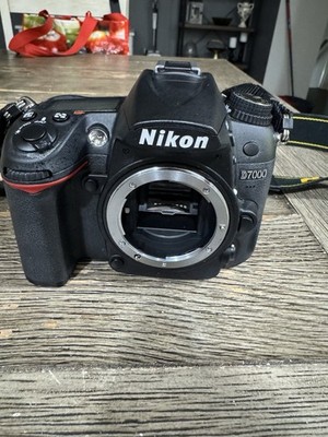 Nikon D7000 Digital SLR Camera 16.2MP Body Only (lens not included)