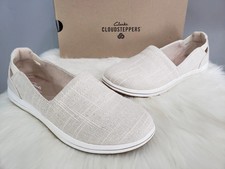 NEW Slip On Clarks Women's Breeze Step II Natural Interest 26172779 Size 10