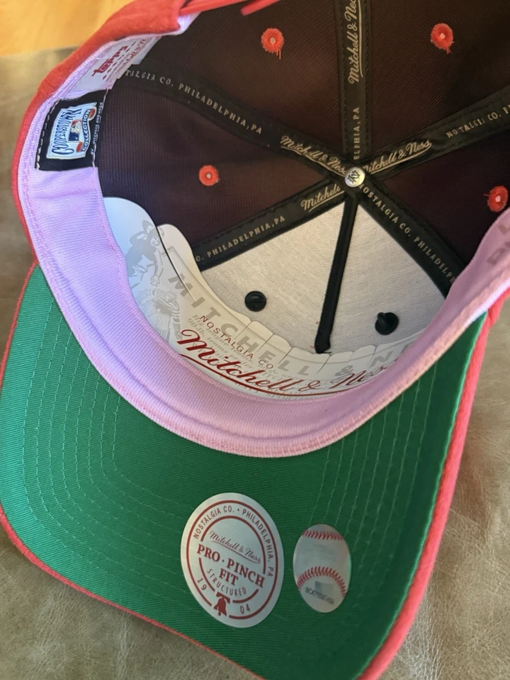 2025 Lids x Topps Player Chase Series 2 Cincinnati Reds Pete Rose Pins Felt, NEW - Image 4 of 4