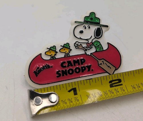 CAMP SNOOPY Pin Cub Scout Snoopy Woodstock Canoeing RARE Plastic Vintage - Picture 4 of 6