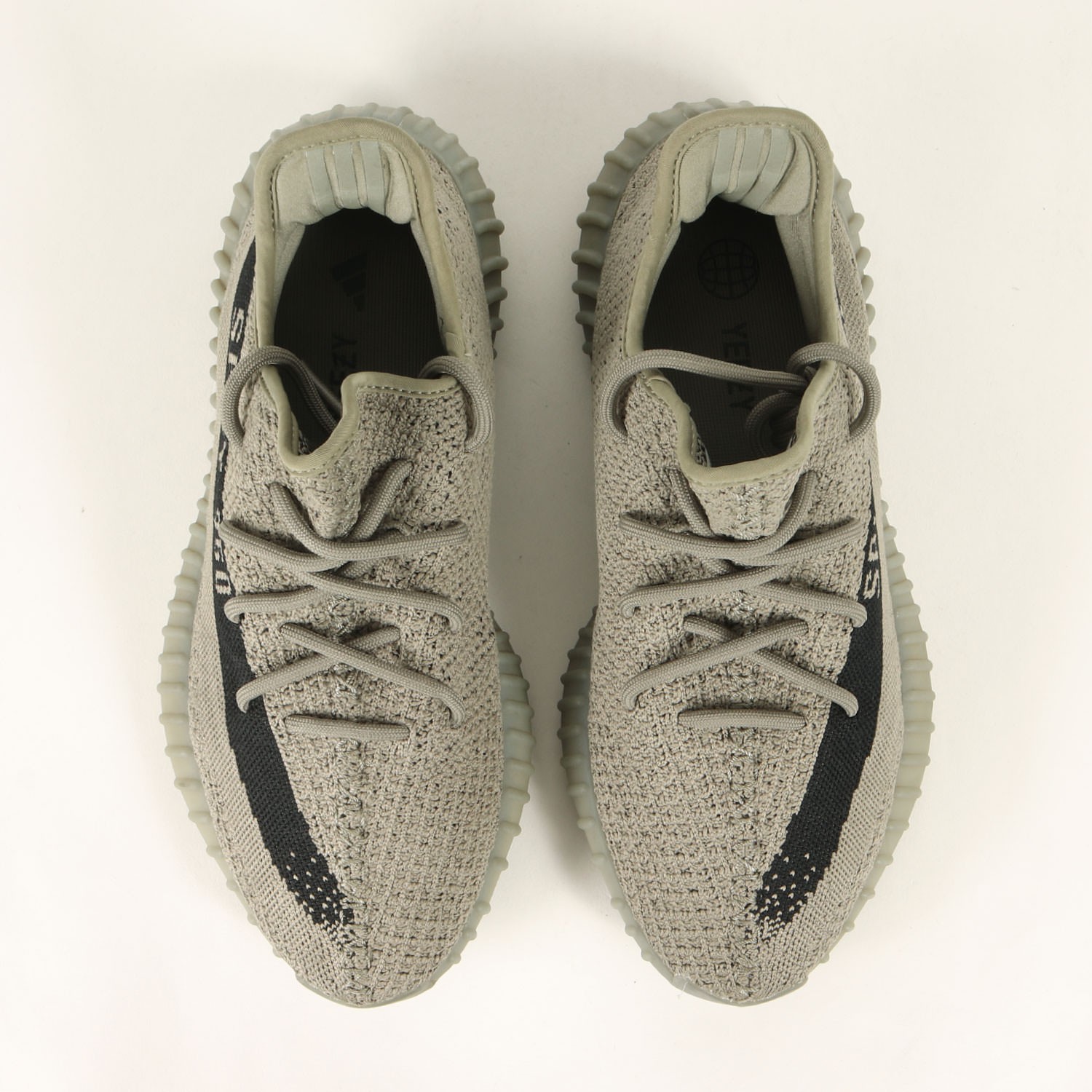 ADIDAS Granite  US8 (26.0cm) YEEZY BOOST 350 V2 GRANITE (HQ2059) thumbnail 2