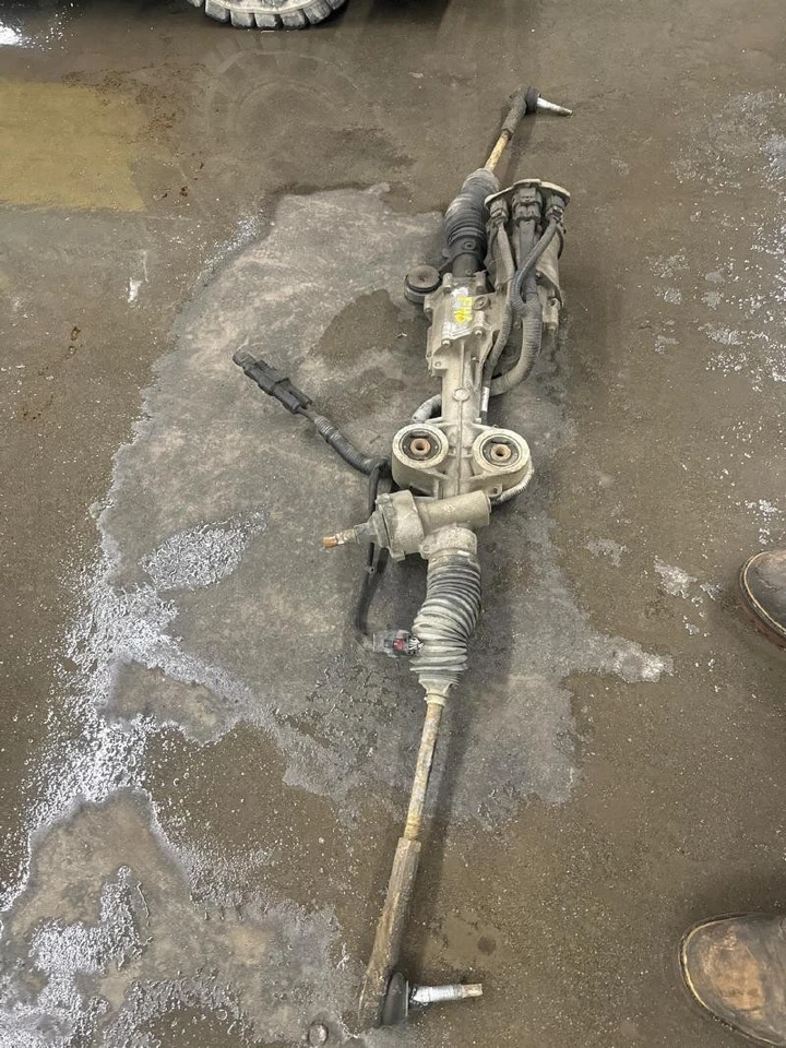 2015 GMC Yukon XL 1500 Power Steering Gear Rack & Pinion Assembly OEM Foto 3 de 4