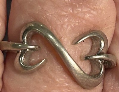 KAY JEWELERS JWBR Valentines Day   DOUBLE OPEN HEARTS RING SZ 9.5 925 V