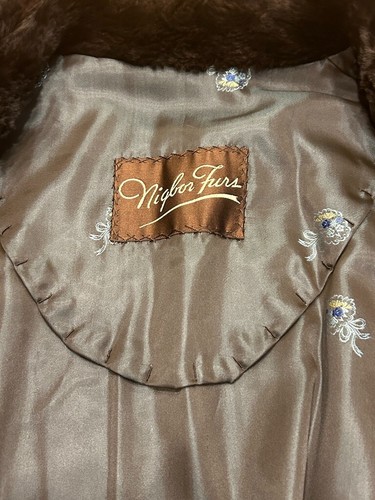 Nigbor Furs Womens M Dark Brown Fur Coat Hook and clasp closure - Bild 6 von 7