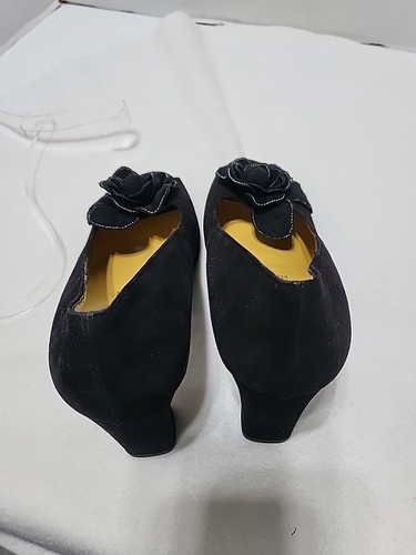 Taryn Rose Black Suede Pumps Open Toe Block Heel Open Toe Shoes Size 38.5 (US 8) - Picture 11 of 14