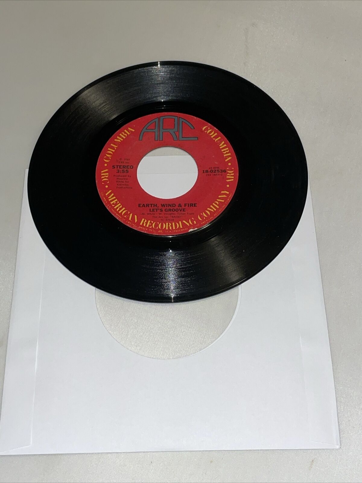 Earth, Wind & Fire - Let's Groove  & Instrumental Version ~ 1981 45 RPM 7”