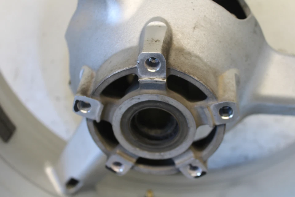 03-05 铃木 SV1000 后轮 RIM BB405 — 第 3/4 张图片