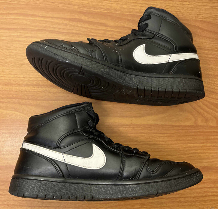 Njke Air Jordan 1 Retro Mid Speckle Black White Size 9 Njke Air Jordan 1 Retro Mid Speckle Black White Size 9