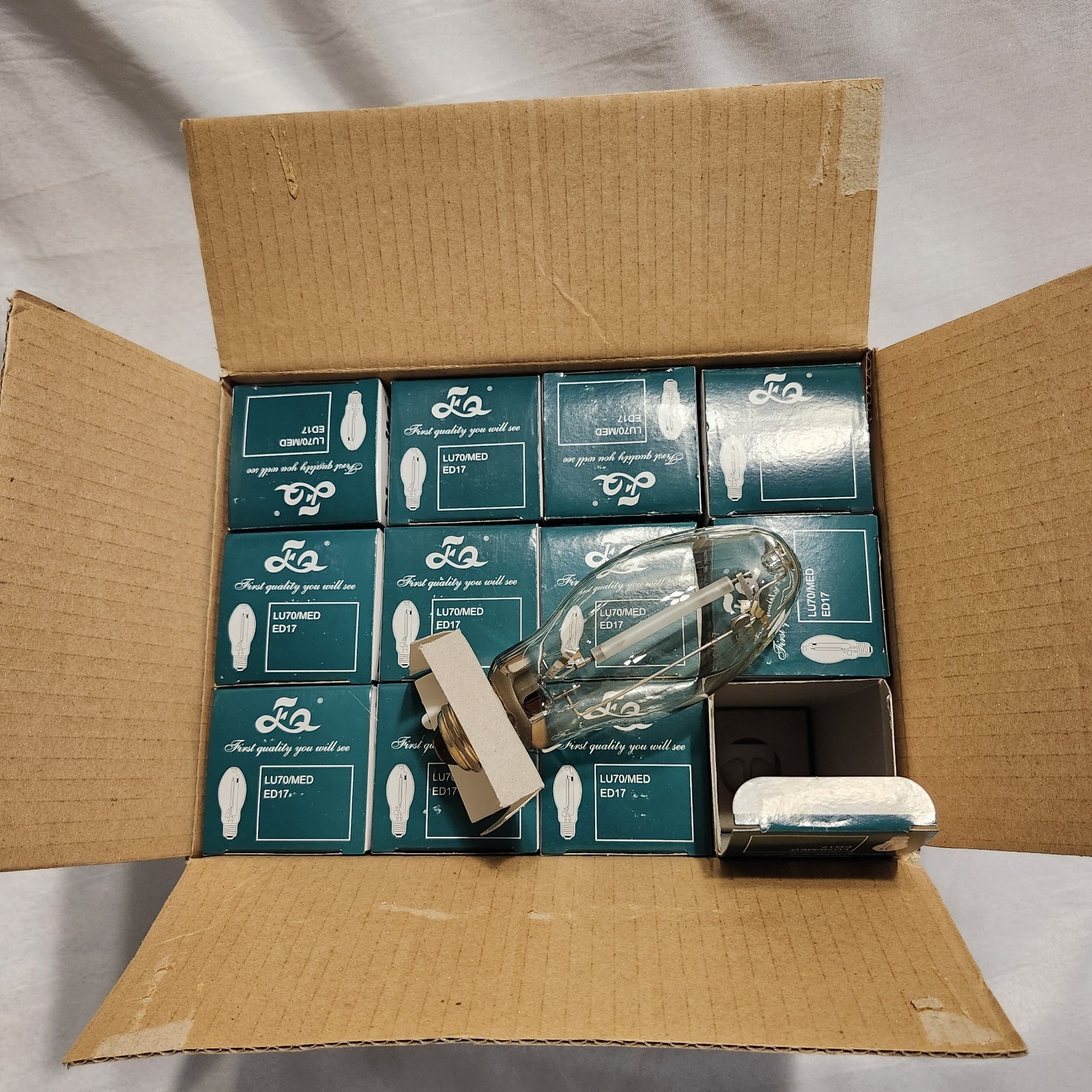 Plusrite High Pressure Soduim Bulb LU70/MED 70-Watt ED17 Case Of 12