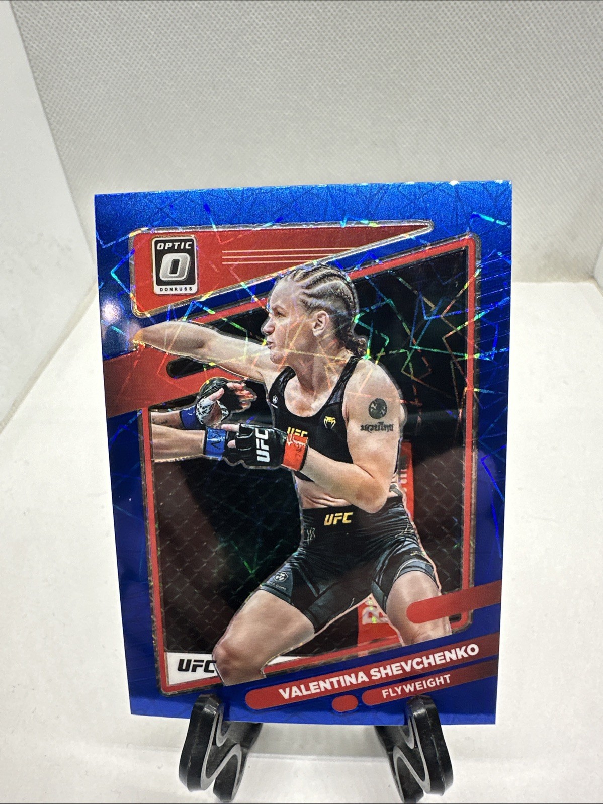2022 Donruss Optic UFC Blue Velocity Prizm Valentina Shevchenko No 41 B1-12