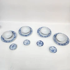Vintage White Blue Porcelain Round Plates & Bowls Chinaware Dinnerware 12-Pc Set