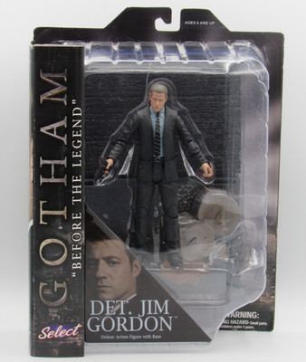 Gotham ''Before the Legend'' Det. Jim Gordon Deluxe Figure w/ Base Diamond Select