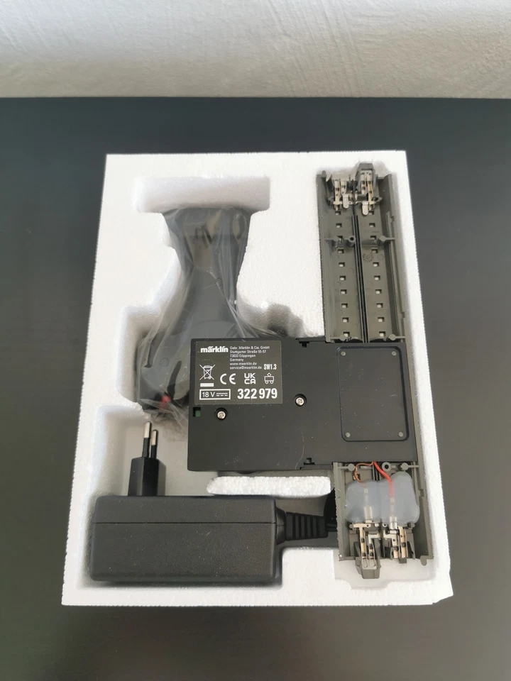 mä 322 979 Power Control Stick + 66201 Steckertrafo + Anschlussgleis Spur H0