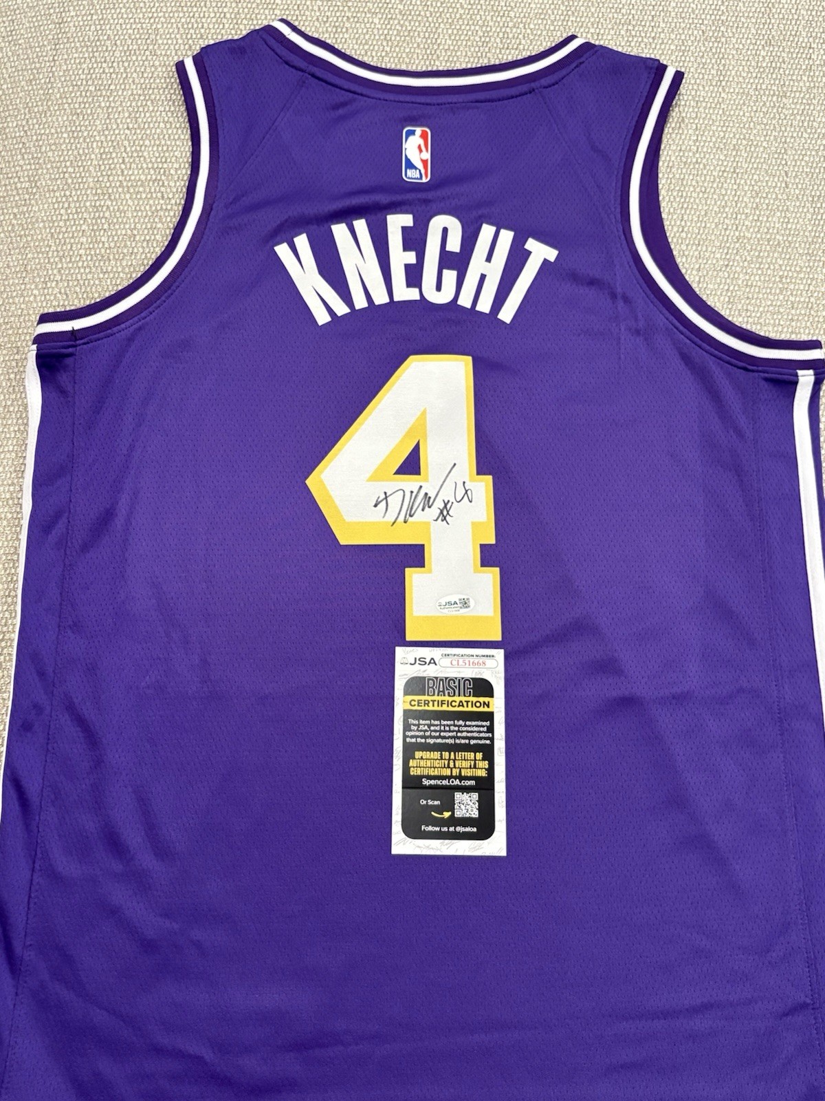 JSA COA DALTON KNECHT Signed Autographed Los Angeles Lakers Jersey Tennessee 