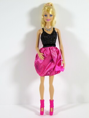 Doll Lotto Scarpe Barbie LOT #8 DRESSED BARBIE DOLL FASHIONISTAS