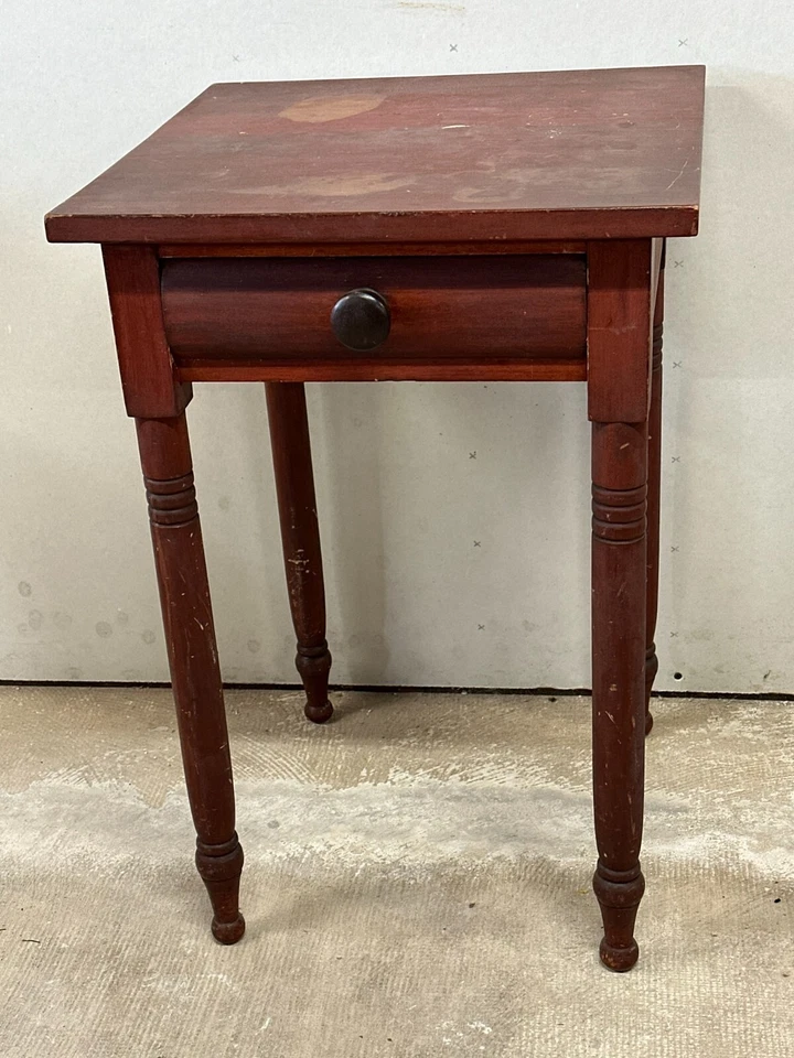 Antigua mesa de trabajo Sheraton 1 cajón mesita de noche Pennsylvania 1830 lavado rojo Foto 4 de 4