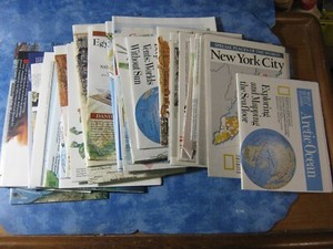 LOT OF 35 NATIONAL GEOGRAPHIC MAPS 1990-1999 No Duplicates