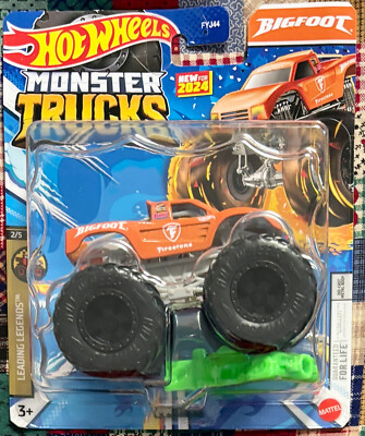 Hot Wheels 2024 Monster Trucks Leading Legends #2/5 BIGFOOT #HVH75 1:64 Scale