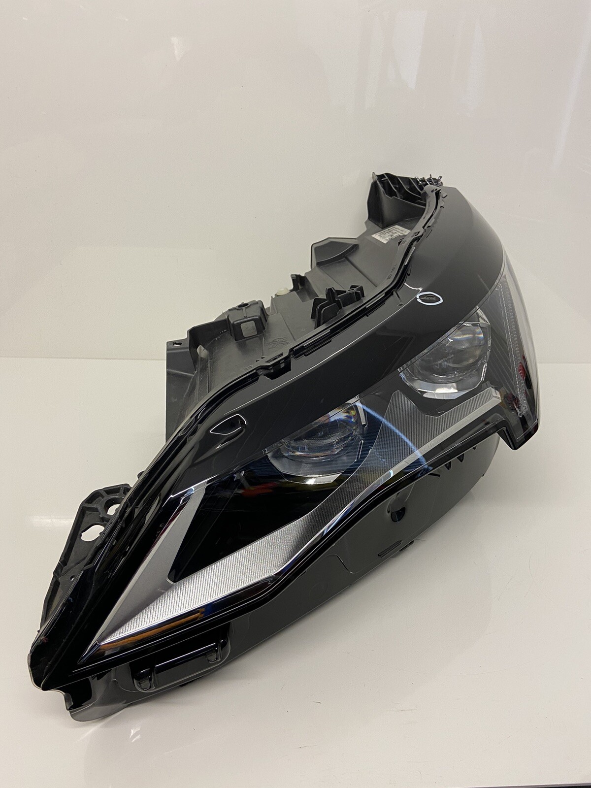 GENUINE PEUGEOT 3008 5008 2021-2023 PASSENGER SIDE LED HEADLIGHT P 