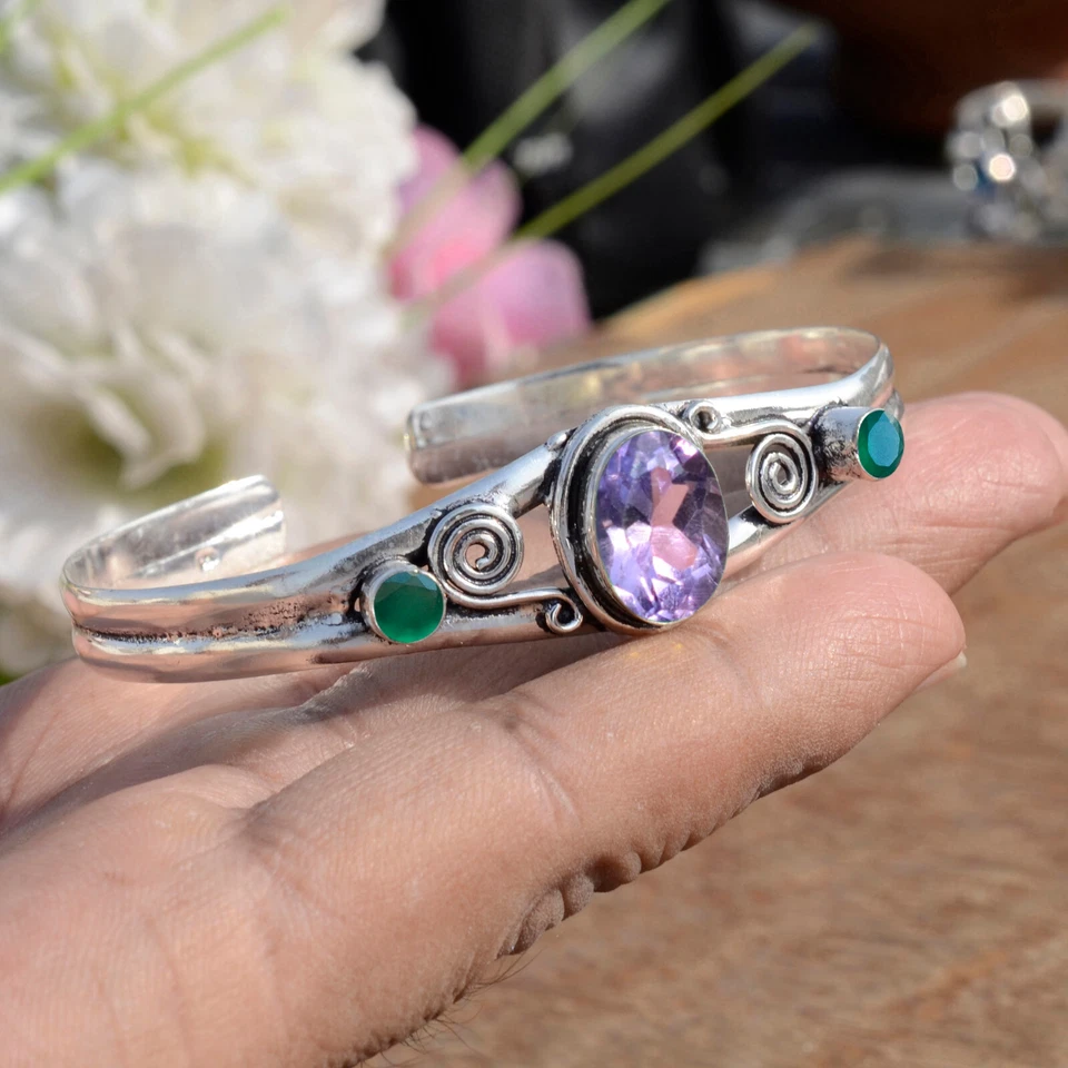 Brazalete de fiesta de Halloween de plata de ley 925 con piedras preciosas de ónix verde y corte amatista Foto 4 de 4