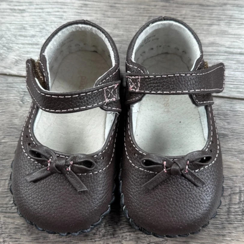 Roupas para bebês meninas Isabella marrom chocolate 6-12 meses sapatos - Imagem 3 de 4