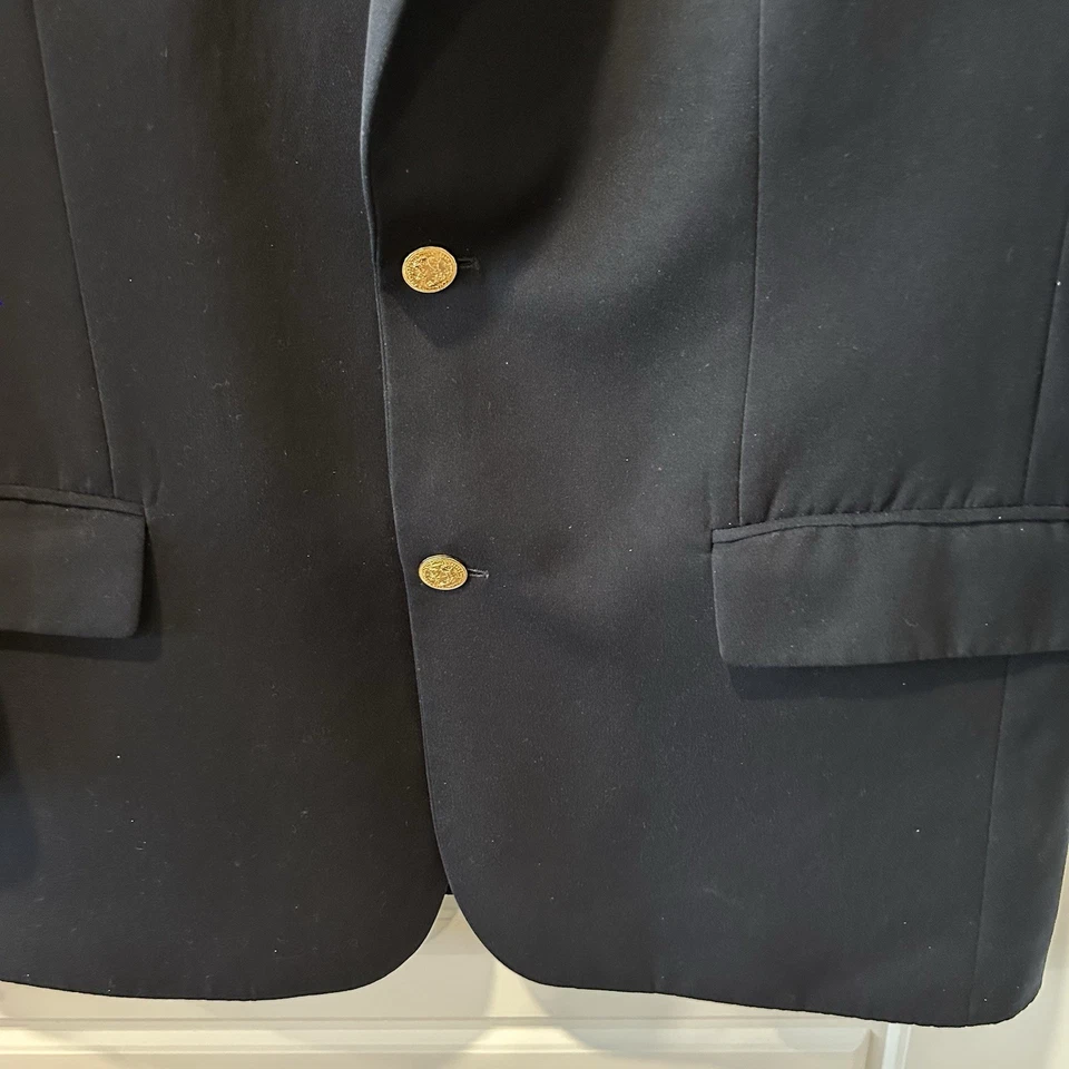 LL Bean Blazer Sport Jacket Mens 42R Navy Blue Gold Buttons Vintage Preppy - Image 3 of 4
