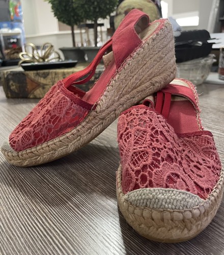 Vidoretta Women’s Red Slip On Crochet Wedge Heels Made In Spain Size 39 (US 8.5) - 第 1/11 張圖片
