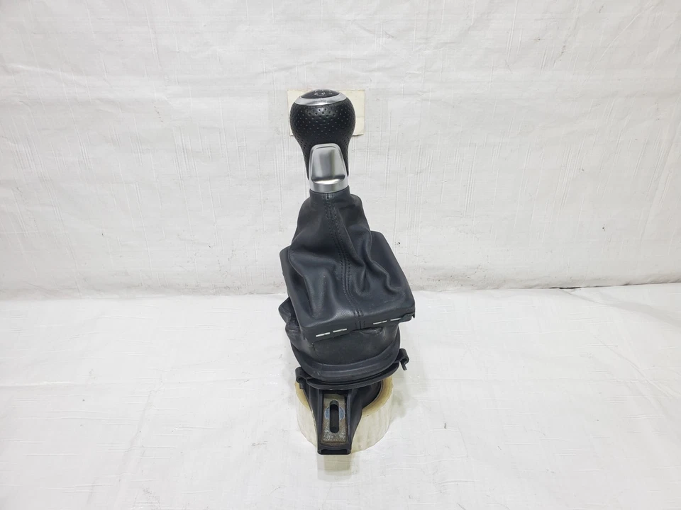 2008-2017 Audi A5 Quattro Manual Transmission Gear Shifter Knob OEM 8K0863278 Foto 3 de 4
