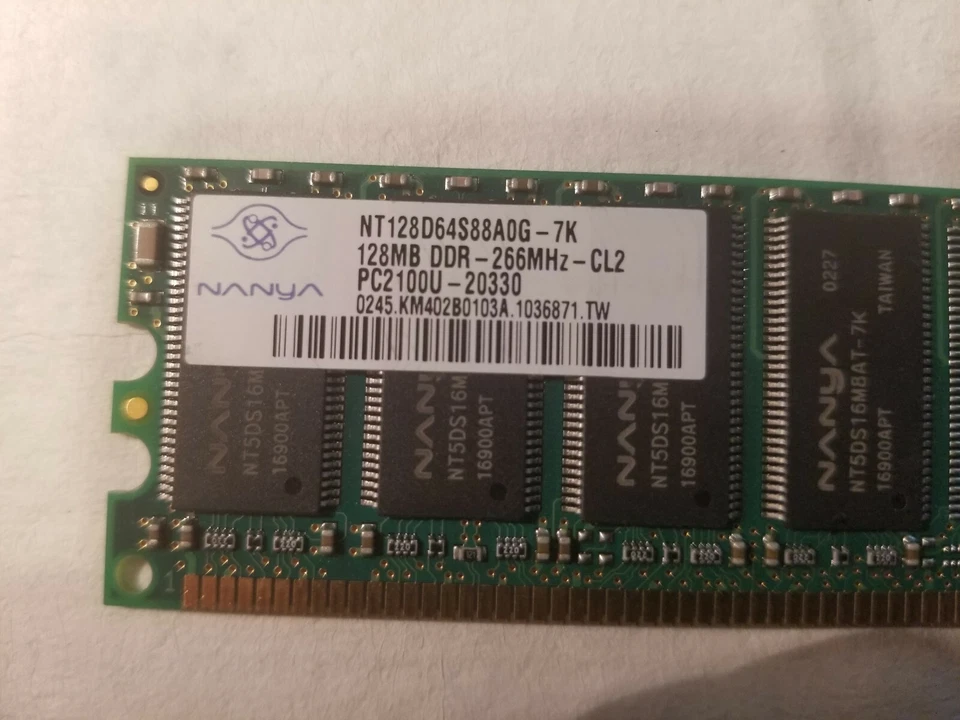 Nanya NT128D64S88A0G-7K 128MB DDR266 PC2100 184pin CL2 Memory Module - Image 2 of 3