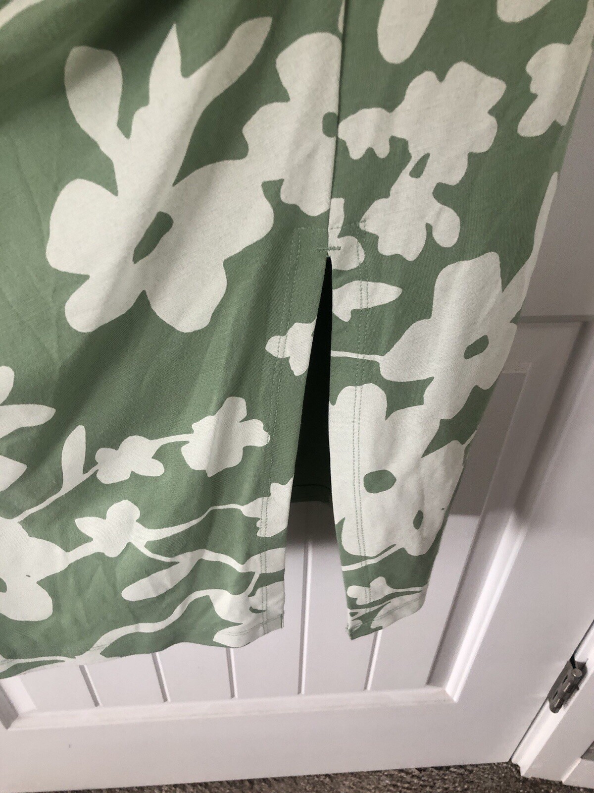 The Drop itsmekellieb S/S MIDI Dress Plus 3X Smoke Green Floral Print Ruched NWT