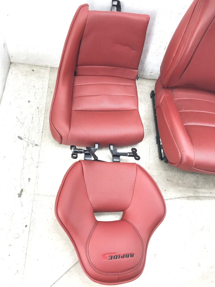 ASTON MARTIN RAPIDE S FRONT REAR SEAT SET RED LEATHER HEATED/COOLED OEM *NOTES* Foto 2 de 4