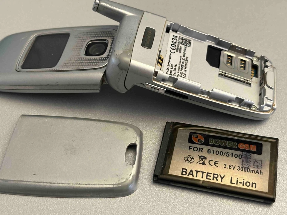 Nokia 6103 Handy Klapp-Telefon, silber, ohne SIMLOCK - Bild 4 von 4