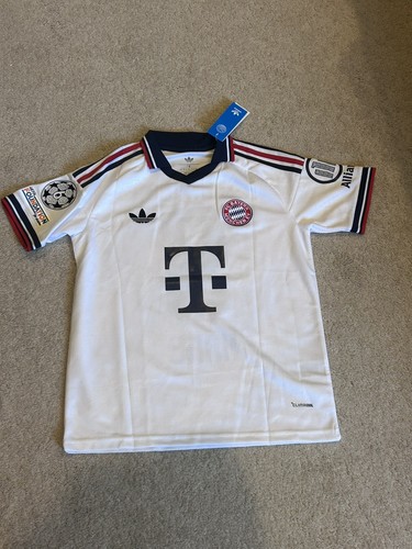 adidas Bayern Munich Harry Kane #9 Soccer Jersey Adult S White UCL