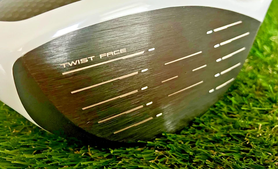 TaylorMade SIM 2 Max Driver / 10.5º / Diamana T+ 60 Regular Shaft / VGC - Image 4 of 4