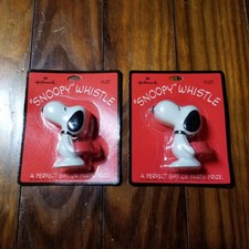 Vtg Hallmark "SNOOPY" Whistles 2 Peanuts New Sealed RGY