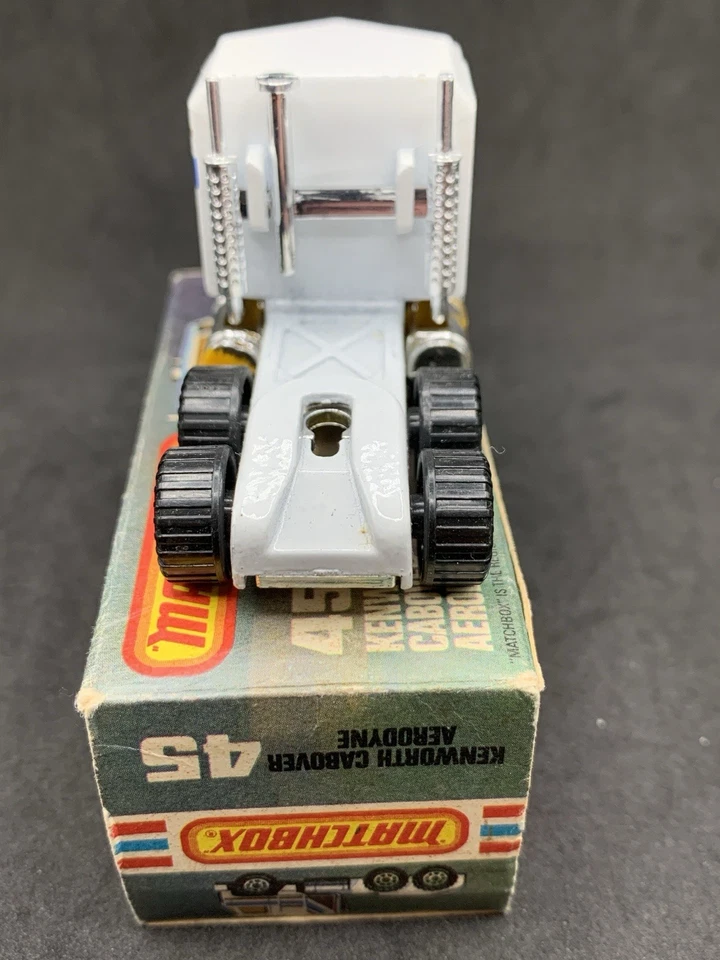 Matchbox Superfast MB45-C1: Kenworth Cabover Aerodyne in type L box - Image 4 of 4