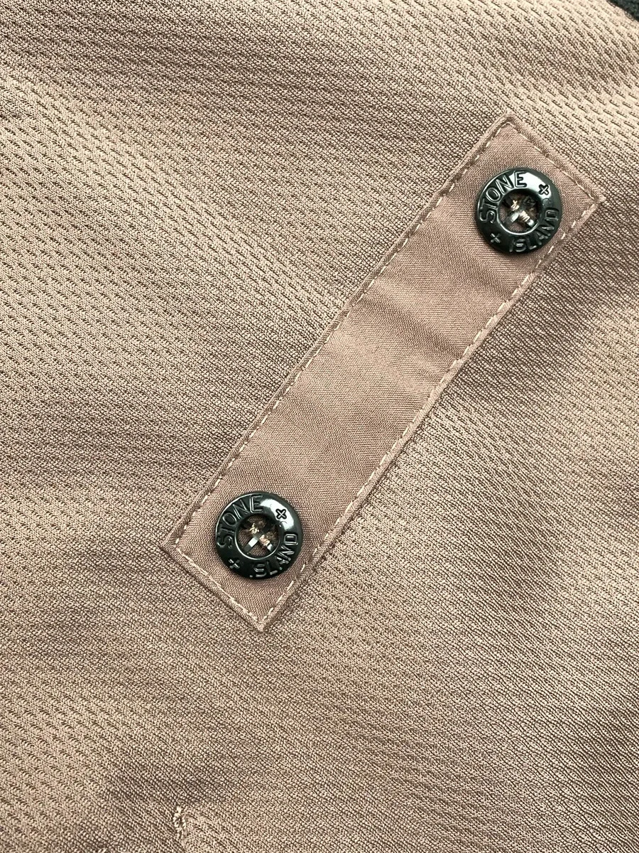 Stone Island Mauve Softshell Hooded Light Jacket (L) - product detail image 9