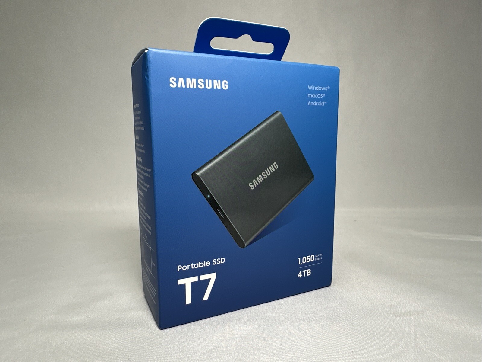 SSD portátil Samsung T7 (gris titanio) | 4 TB | 1050 MB/S | ¡NUEVO SELLADO!-image