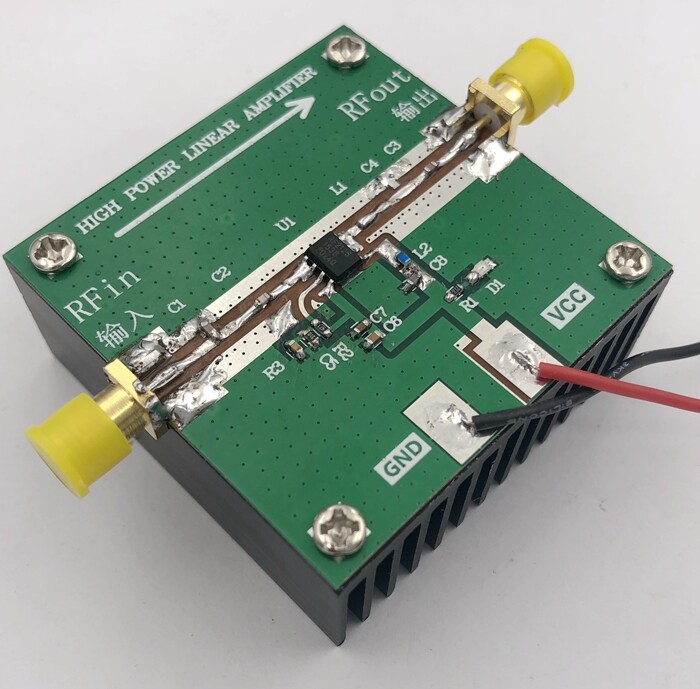RF2126 400M-2700MHZ RF Power Amplifier 2.4GHZ 1W FOR WIFI