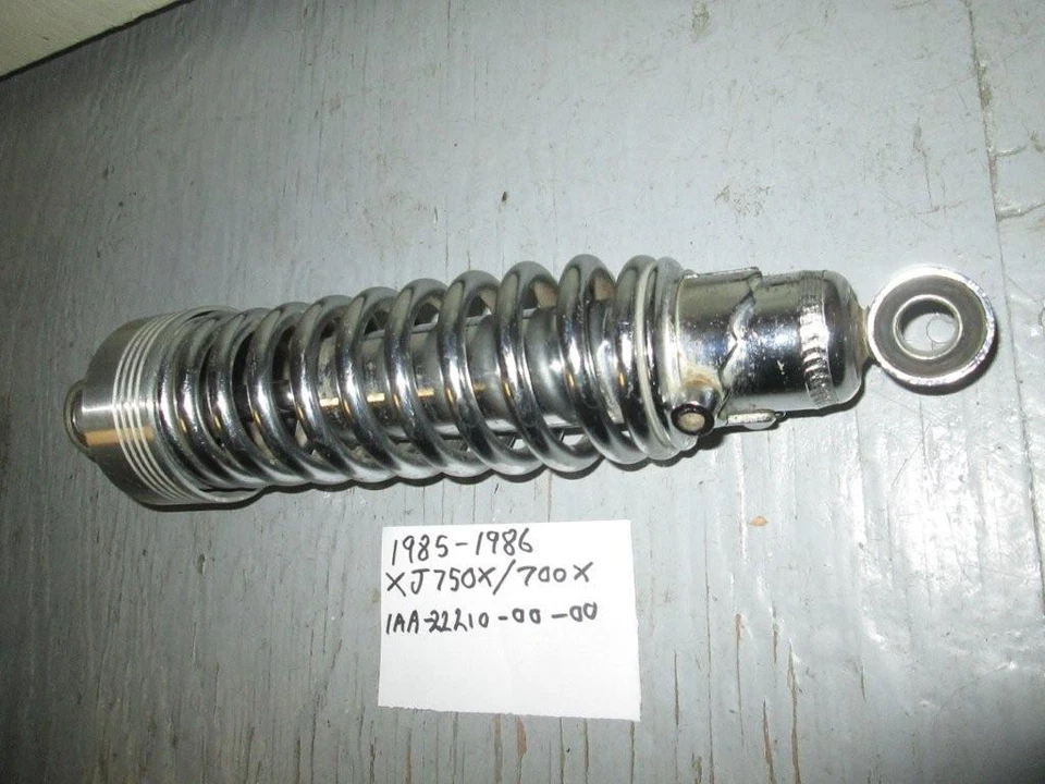 Amortiguador trasero izquierdo Yamaha 1985-1986 XJ700X / XJ750X 1AA-22210-00-00 Foto 3 de 4