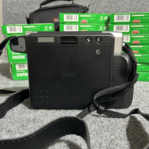 Fujifilm INSTAX Wide 300 Instant Film Camera w/ 200 NEW Exposures & Soft Case - Picture 4 of 19
