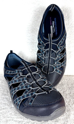 Sketchers Memory Foam Relaxed Fit Navy Reggae Fest Women 9.5 / 39,5