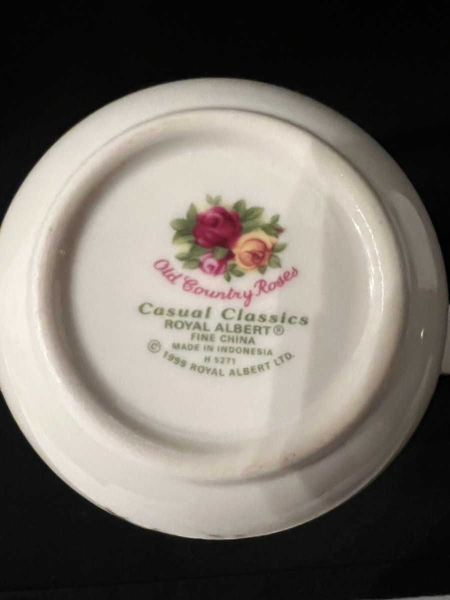 Royal Albert Fine China Coffee Mug Old Country Roses 1999