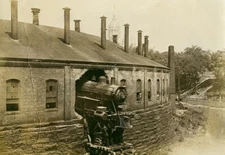 New York, New Haven and Hartford No. 321 crash through roundhouse 1905 5 x 7