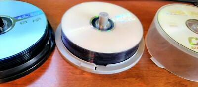 NEW Unused Assorted Lot-  32 Piece DVD+R  4.7GB RW DVD-R Blank Discs