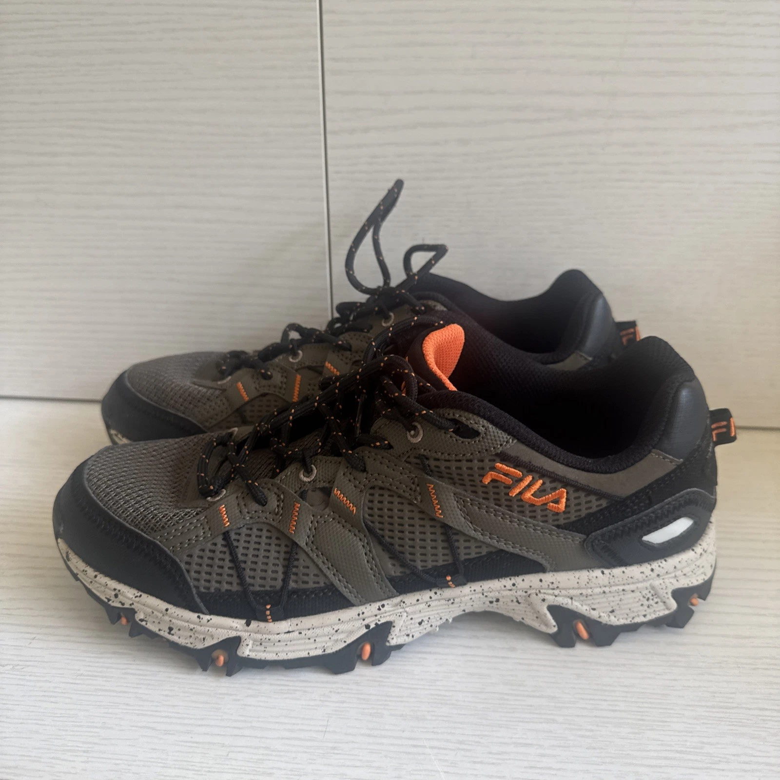 Fila Athletic Trail Lace-Up Sneakers Brown/Black/Orange Men's Size 8