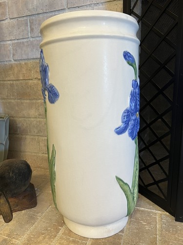 Vtg Majolica Ancora, Italy Hand Painted Blue Iris Floral Ceramic Umbrella Stand - Picture 5 of 13