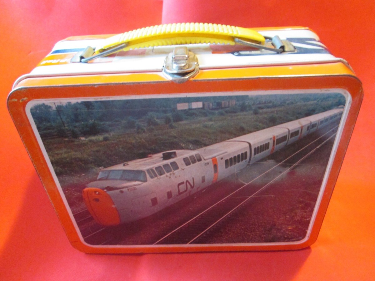 OHIO ART CN CP CANADIAN RAIL RAILROAD TRAIN METAL LUNCHBOX LUNCH