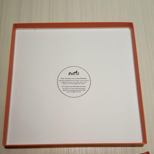 Hermes Schal ONDE DE CHIC Pegasus orange/rot brandneu in Verpackung - Bild 8 von 8